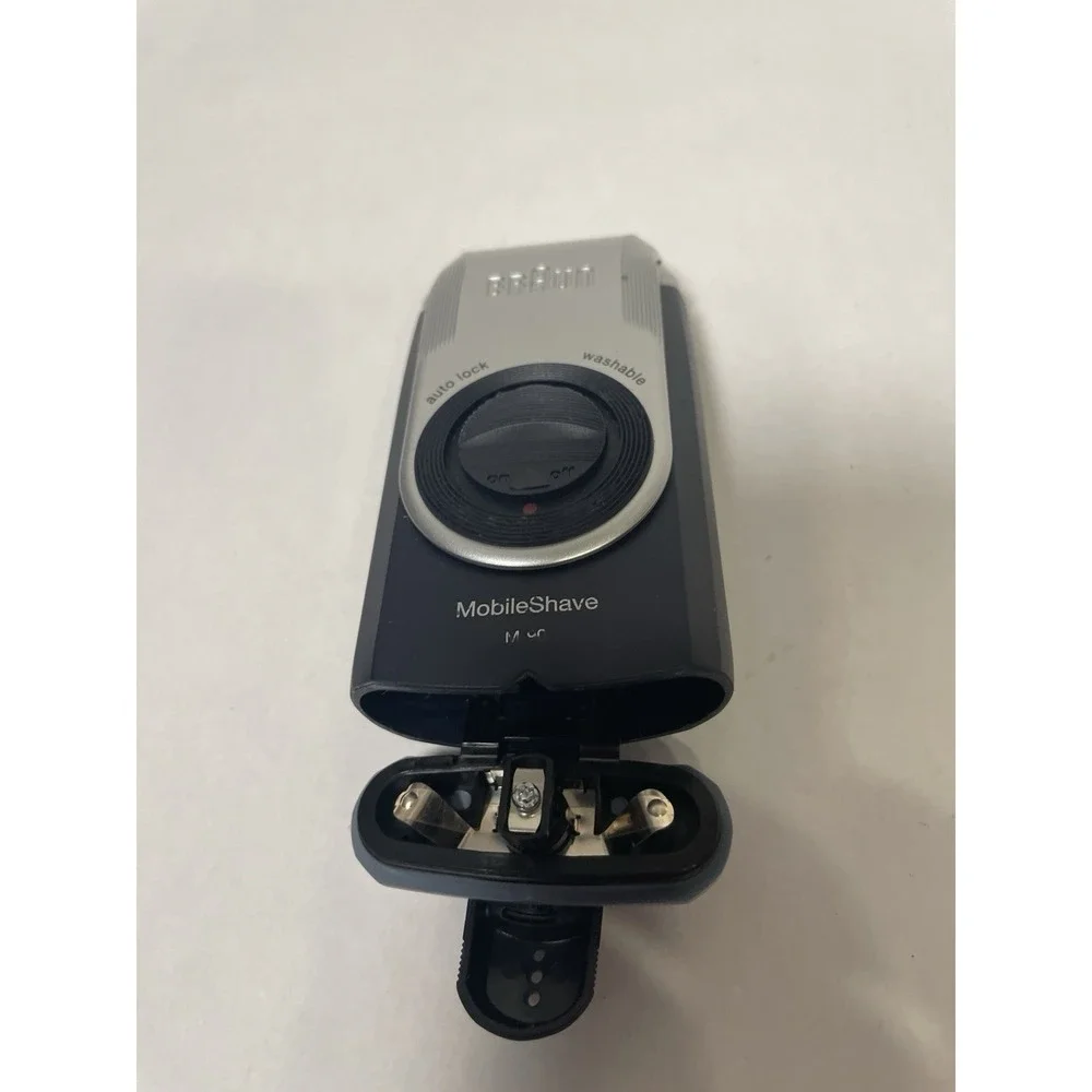 Braun Mobile Shave M-90 Men's Mobile Electric Shaver
